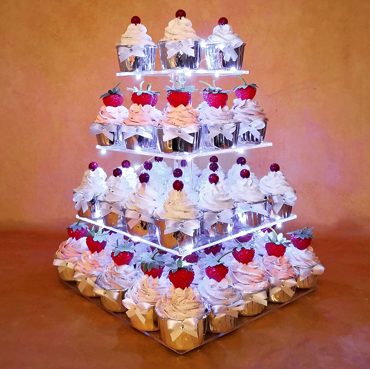 Stojan na dorty, cupcaky 4 patrový s LED světelným řetězem