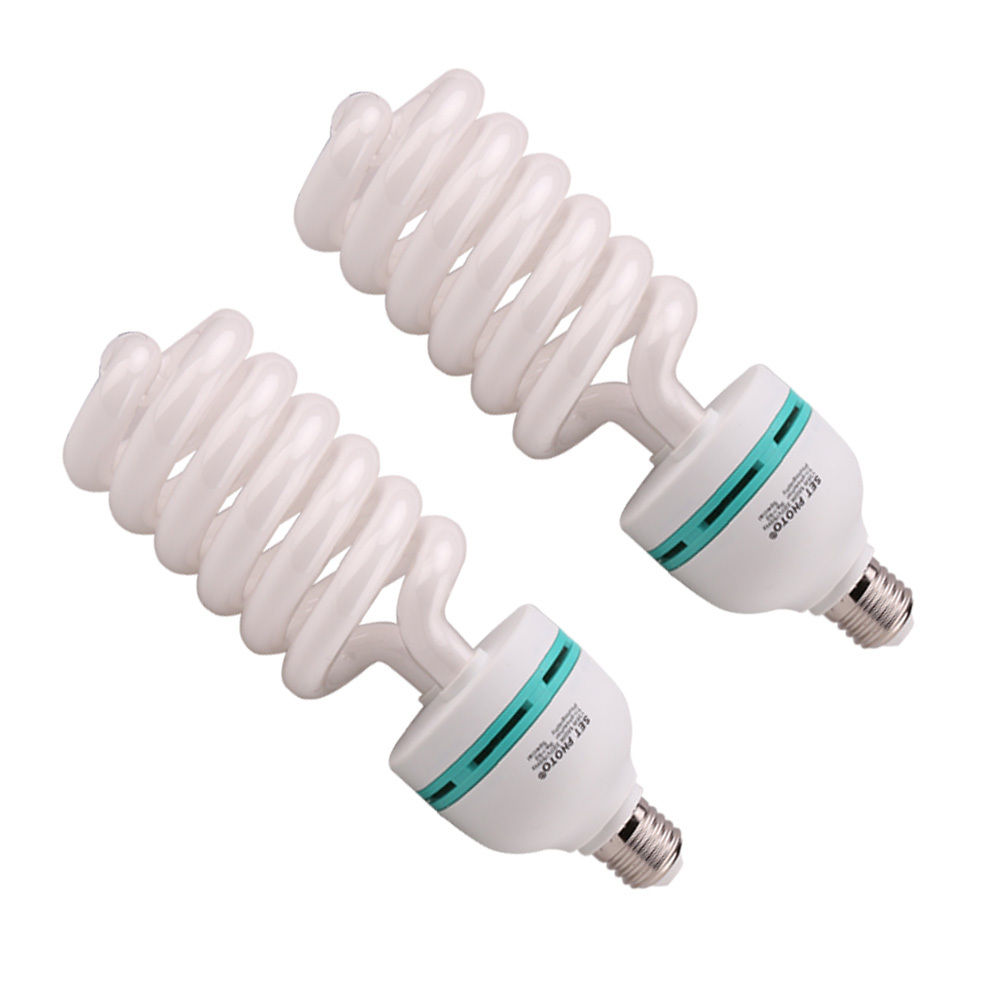 2 x Úsporná zářivka E27, 105W (520W) / 5500K 